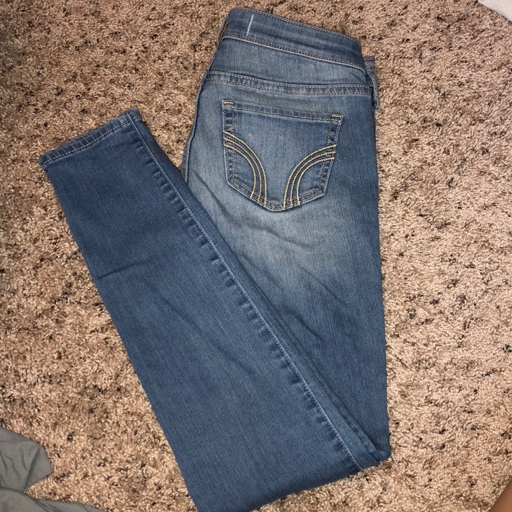 Women’s Hollister light wash jeans